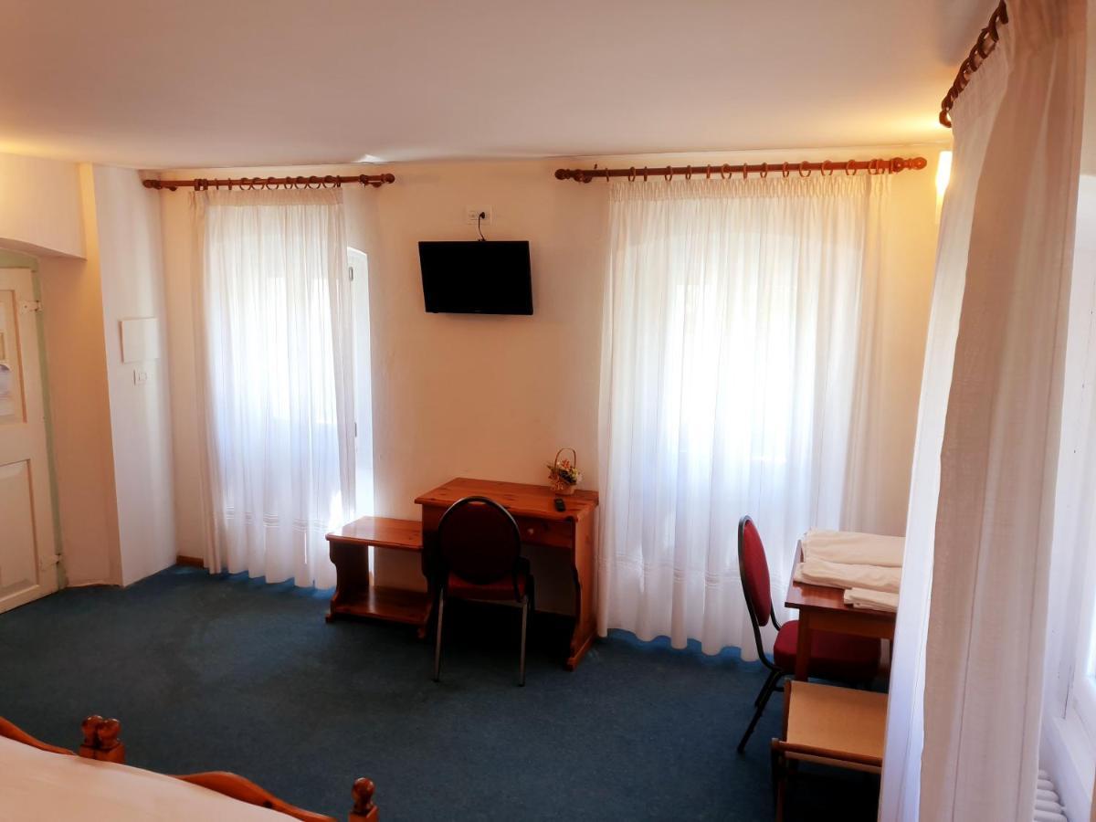 Albergo Trieste Lorenzago Di Cadore Extérieur photo